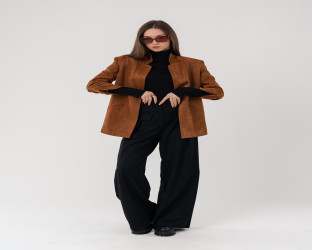 جاكيت بليزر بقماش الشامواه Women's Blazer in Faux Suede