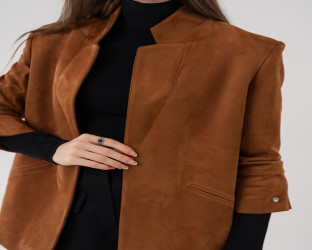 جاكيت بليزر بقماش الشامواه Women's Blazer in Faux Suede