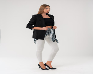 جاكيت بليزر بقماش الشامواه Women's Blazer in Faux Suede
