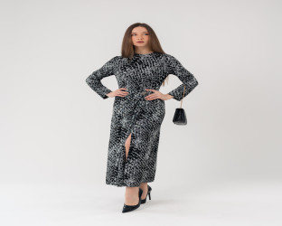 فستان ميدي بنقشة جلد الثعبان وتفصيل البروش Dress with Snake Print and Brooch Detail