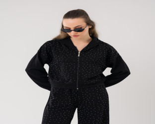 طقم بدلة رياضي نسائي (تراكسوت) مزينة بقطع كريستال Women's Black Rhinestone Studded Tracksuit