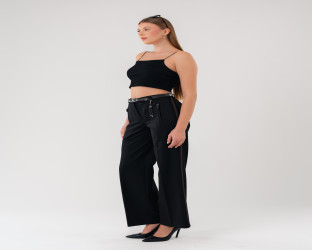 بنطلون أسود واسع بقصة مستقيمة مع شريط جانبي Wide-Leg Trousers with Contrasting Side Stripe