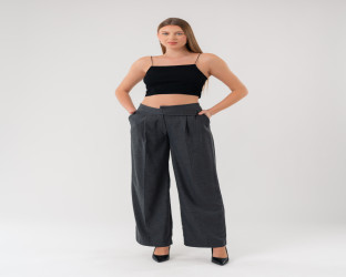 بنطال نسائي واسع Women's Wide-Leg Trousers