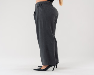 بنطال نسائي واسع Women's Wide-Leg Trousers
