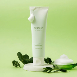 غسول رغوي للوجه بسنتيلا  تهدئ وترطب البشرة Centella Foaming Face Wash – Soothes and Hydrates the Skin