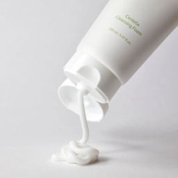 غسول رغوي للوجه بسنتيلا  تهدئ وترطب البشرة Centella Foaming Face Wash – Soothes and Hydrates the Skin