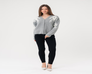 كارديغان صوف برقبة V مع تطريز زهري بارز Cardigan with Prominent Floral Embroidery and V-Neck