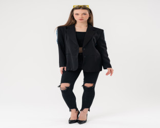 بليزر باللون الاسود والدنيم Blazer in Black and Denim