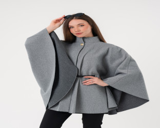 جاكيت كيب صوفي فضفاض Wool Blend Flowy Cape Jacket
