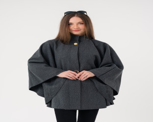 جاكيت كيب صوفي فضفاض Wool Blend Flowy Cape Jacket