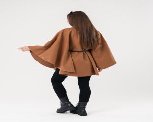 جاكيت كيب صوفي فضفاض Wool Blend Flowy Cape Jacket