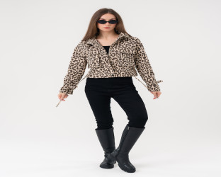 جاكيت دينيم بنقشة جلد النمر Denim Cropped Leopard Print Jacket