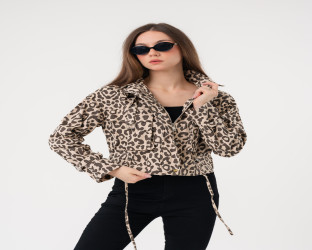 جاكيت دينيم بنقشة جلد النمر Denim Cropped Leopard Print Jacket