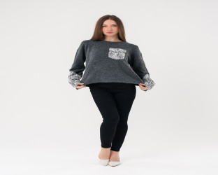 كنزة صوفية بتفاصيل دانتيل Knitted Sweater with Lace Details