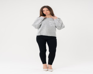 كنزة صوفية بتفاصيل دانتيل Knitted Sweater with Lace Details