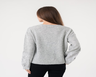 كنزة صوفية بتفاصيل دانتيل Knitted Sweater with Lace Details