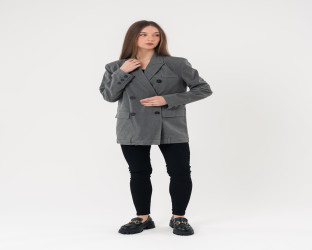 بليزر رمادي بقصة واسعة وطول متوسط Oversized Gray Blazer with Medium Length