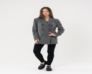 بليزر رمادي بقصة واسعة وطول متوسط Oversized Gray Blazer with Medium Length