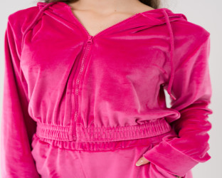طقم رياضي (هودي وبنطلون) من الشامواه Velvet Tracksuit Set (Hoodie and Wide-Leg Pants)