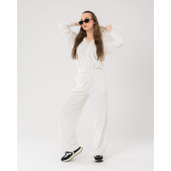 طقم رياضي (هودي وبنطلون) من الشامواه Velvet Tracksuit Set (Hoodie and Wide-Leg Pants)