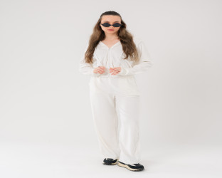 طقم رياضي (هودي وبنطلون) من الشامواه Velvet Tracksuit Set (Hoodie and Wide-Leg Pants)