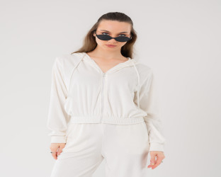 طقم رياضي (هودي وبنطلون) من الشامواه Velvet Tracksuit Set (Hoodie and Wide-Leg Pants)