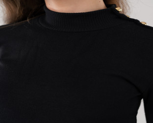 سويتر بياقة عالية وأزرار ذهبية High Collar Knitted Sweater with Golden Buttons