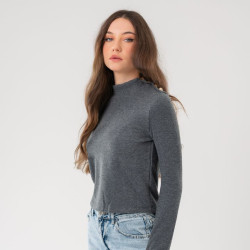 سويتر بياقة عالية وأزرار ذهبية High Collar Knitted Sweater with Golden Buttons