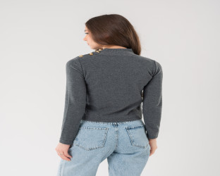 سويتر بياقة عالية وأزرار ذهبية High Collar Knitted Sweater with Golden Buttons
