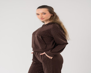 طقم بدلة رياضي نسائي (تراكسوت) مزينة بقطع كريستال Women's Rhinestone Studded Tracksuit