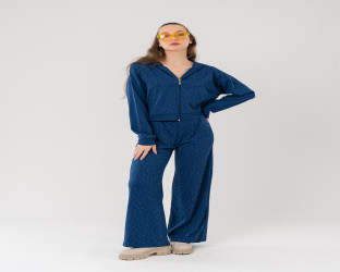 طقم بدلة رياضي نسائي (تراكسوت) مزينة بقطع كريستال Women's Rhinestone Studded Tracksuit