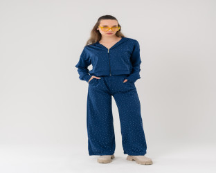 طقم بدلة رياضي نسائي (تراكسوت) مزينة بقطع كريستال Women's Rhinestone Studded Tracksuit