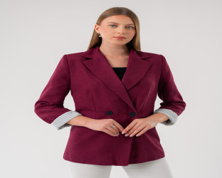 جاكيت بليزر بقصّة قصيرة Cropped Blazer