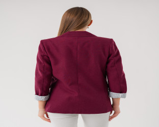 جاكيت بليزر بقصّة قصيرة Cropped Blazer
