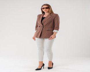 جاكيت بليزر بقصّة قصيرة Cropped Blazer