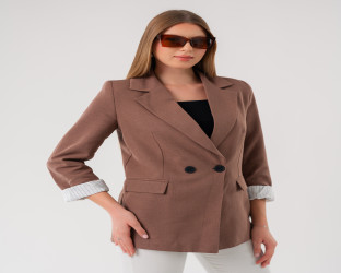 جاكيت بليزر بقصّة قصيرة Cropped Blazer