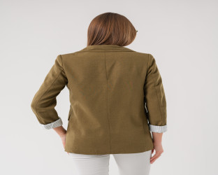جاكيت بليزر بقصّة قصيرة Cropped Blazer