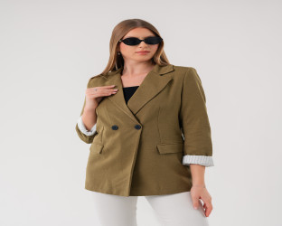 جاكيت بليزر بقصّة قصيرة Cropped Blazer