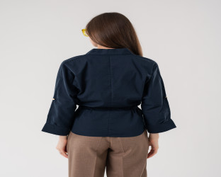 قميص كاجوال بأكمام ثلاثة أرباع ورباط لتحديد الخصر Casual Shirt with Drawstring Waist and 3/4 Sleeves