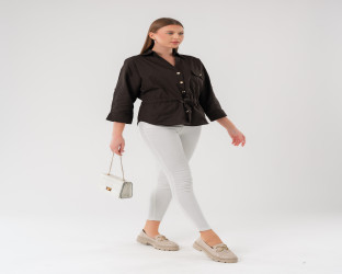 قميص كاجوال بأكمام ثلاثة أرباع ورباط لتحديد الخصر Casual Shirt with Drawstring Waist and 3/4 Sleeves