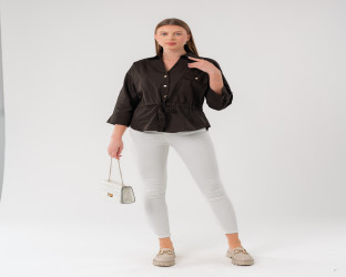 قميص كاجوال بأكمام ثلاثة أرباع ورباط لتحديد الخصر Casual Shirt with Drawstring Waist and 3/4 Sleeves