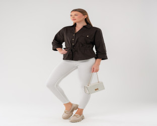 قميص كاجوال بأكمام ثلاثة أرباع ورباط لتحديد الخصر Casual Shirt with Drawstring Waist and 3/4 Sleeves