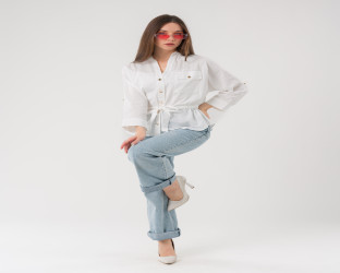 قميص كاجوال بأكمام ثلاثة أرباع ورباط لتحديد الخصر Casual Shirt with Drawstring Waist and 3/4 Sleeves
