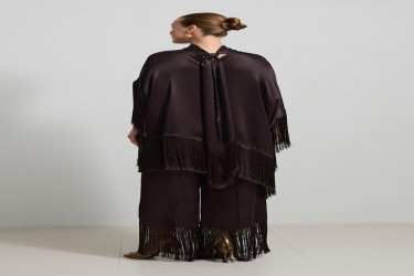 طقم بلوزة وبنطال بتفاصيل شرّابات Chocolate Tassel Detailed Blouse And Trouser Set