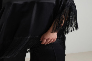 طقم بلوزة وبنطال اسود بتفاصيل شرّابات Black Tassel Detailed Blouse And Trouser Set