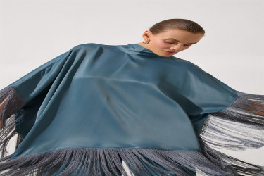 طقم بلوزة وبنطال بتفاصيل شرّابات Quartz Tassel Detailed Blouse And Trouser Set
