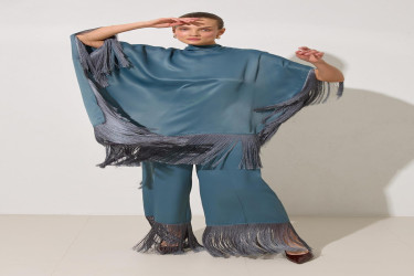 طقم بلوزة وبنطال بتفاصيل شرّابات Quartz Tassel Detailed Blouse And Trouser Set