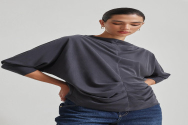 بلوزة بأكمام طويلة باللون المدخن Smoked Pucker Detailed Long Sleeve Blouse
