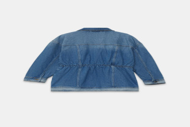 جاكيت جينز أزرق بتفاصيل شد الخصر وجيوب مثبّتة Blue Waist Pucker and Seated Pocket Detailed Denim Jacket