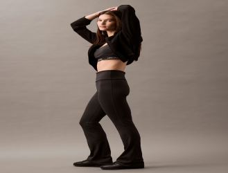 ليغنت رياضي واسع قليلاً نسائي (Flared) Women's Modern Sport Flared Gym Leggings